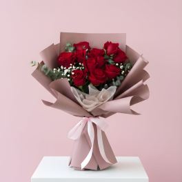 Dozen Roses – Wrapped