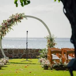 Enchanted Blush Arch