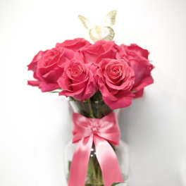 Hot pink short stem roses