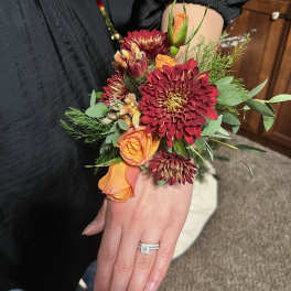 Elite Corsage