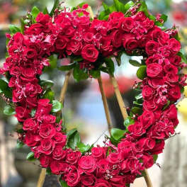 Roses Forever - Floral Heart