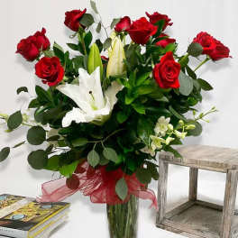 Signature Rose Arrangement