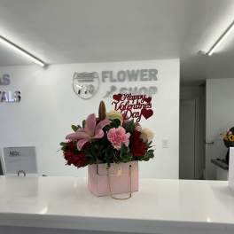 Pink Purse Arrangement