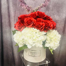 Heart topping my love (Faux Flowers design)