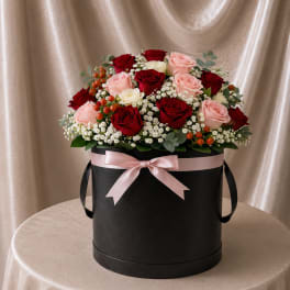 Blush & Red Rose Hatbox – Tall