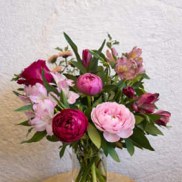 Monochromatic Mom Vase Arrangement
