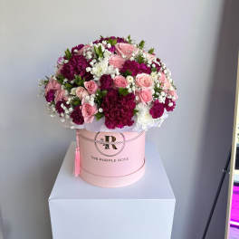 Roses And Carnations Box
