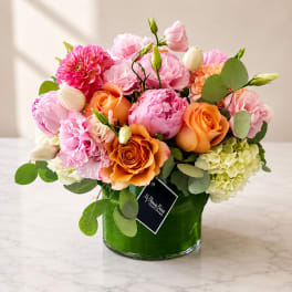 Luna Arrangement – A Soft Blush of Beauty