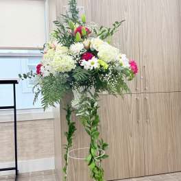 Green's & Daisy's Mix Funeral Arrangement