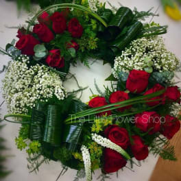 Clustered Wreath