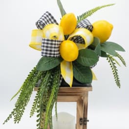 Rustic Farmhouse Lemon Lighted Lantern