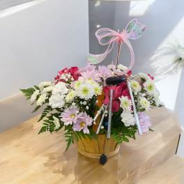 Soft Pink Basket With Windchime