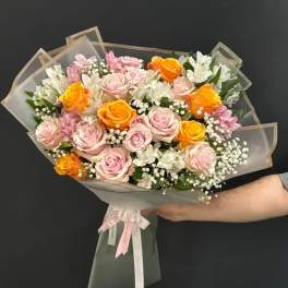 Blush & Sunset Rose Bouquet