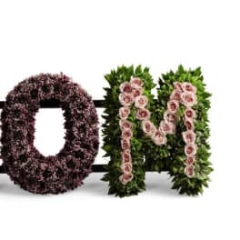 The FTD Remembering Mom Arrangement