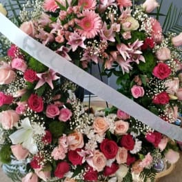 Rosas guerberas daisies lily's carnation