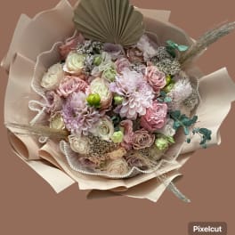 Mixed boho bouquet