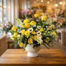 Stand By Me – Bright & Cheerful Floral Arrangement