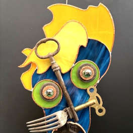 #A012 - "Totally Freaked Out" Mask