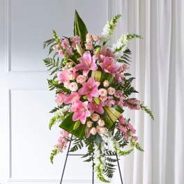 Elegance Embrace Standing Spray