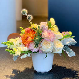 Spring Pastel Premium In Vase