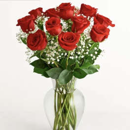 Premium Anniversary Arrangement – Luxury Romantic Flowers