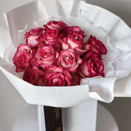 Eternal Romance bi-color (12 roses)