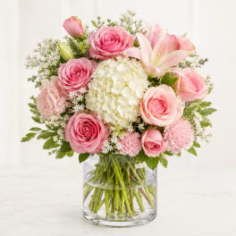 Kim’s Pink Elegance – Same Day Flower Delivery Houston