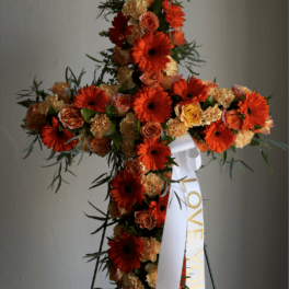 Cross Standing Spray