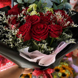 Classic Red Rose Noir Bouquet