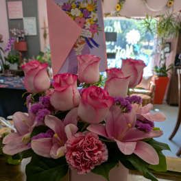 Double heart box with flowers/ cookies
