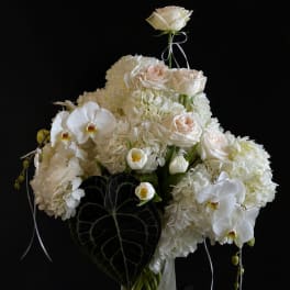 Oh wow! Floral vase…