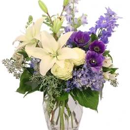 Classically Charming Floral Design