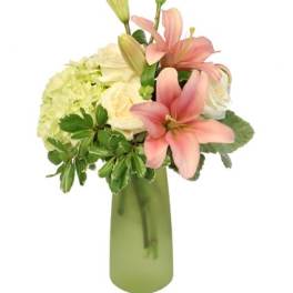 Simple Charm Floral Design