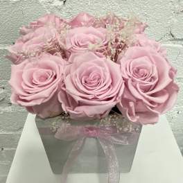9 Forever Roses