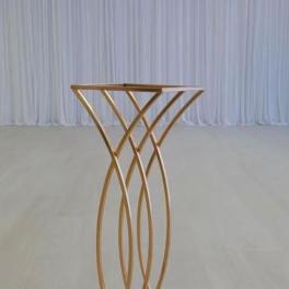 Centerpiece metal gold stands