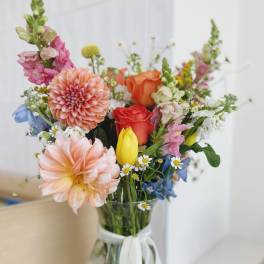 Tall Glass Vase: Designer’s Choice