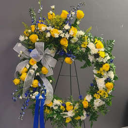Standing Wreath for Family - Sunny Blue