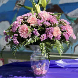 Centerpiece Pink And Purple Statice