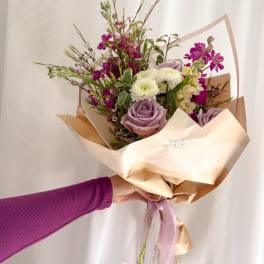 Wild & Blooming Signature Wrap