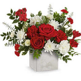 Loves Me Bouquet