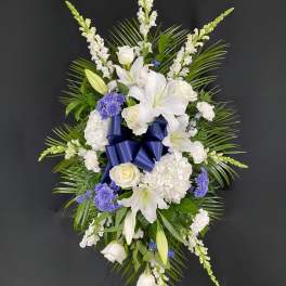 Dark Blue & White Standing Spray