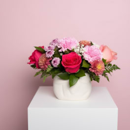 Sweetheart Pearl Arrangement