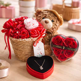 Love Mama Jewelry set ( ARTIFICIAL soap roses )