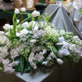 Sympathy Arrangements22/ 5-7 Days