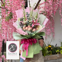 Wrapped Bouquet #98