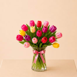 Signature Mixed Tulips in Glass Vase | 12 Tulip Arrangement