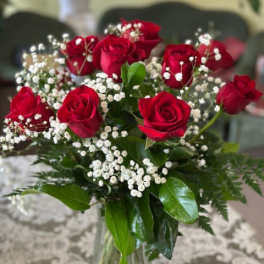 1 Dozen Red Roses