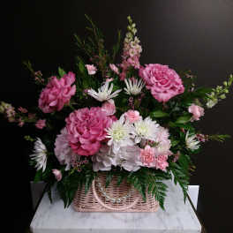 Wild Pearls Basket