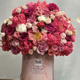 Pink and white rose bouquet in a blush gift box