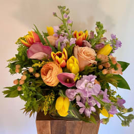Seasonal Florists Choice